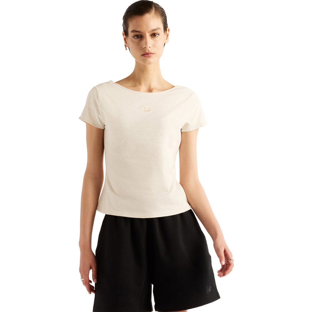New Balance - Open-Back Fitted T-Shirt Damen beige