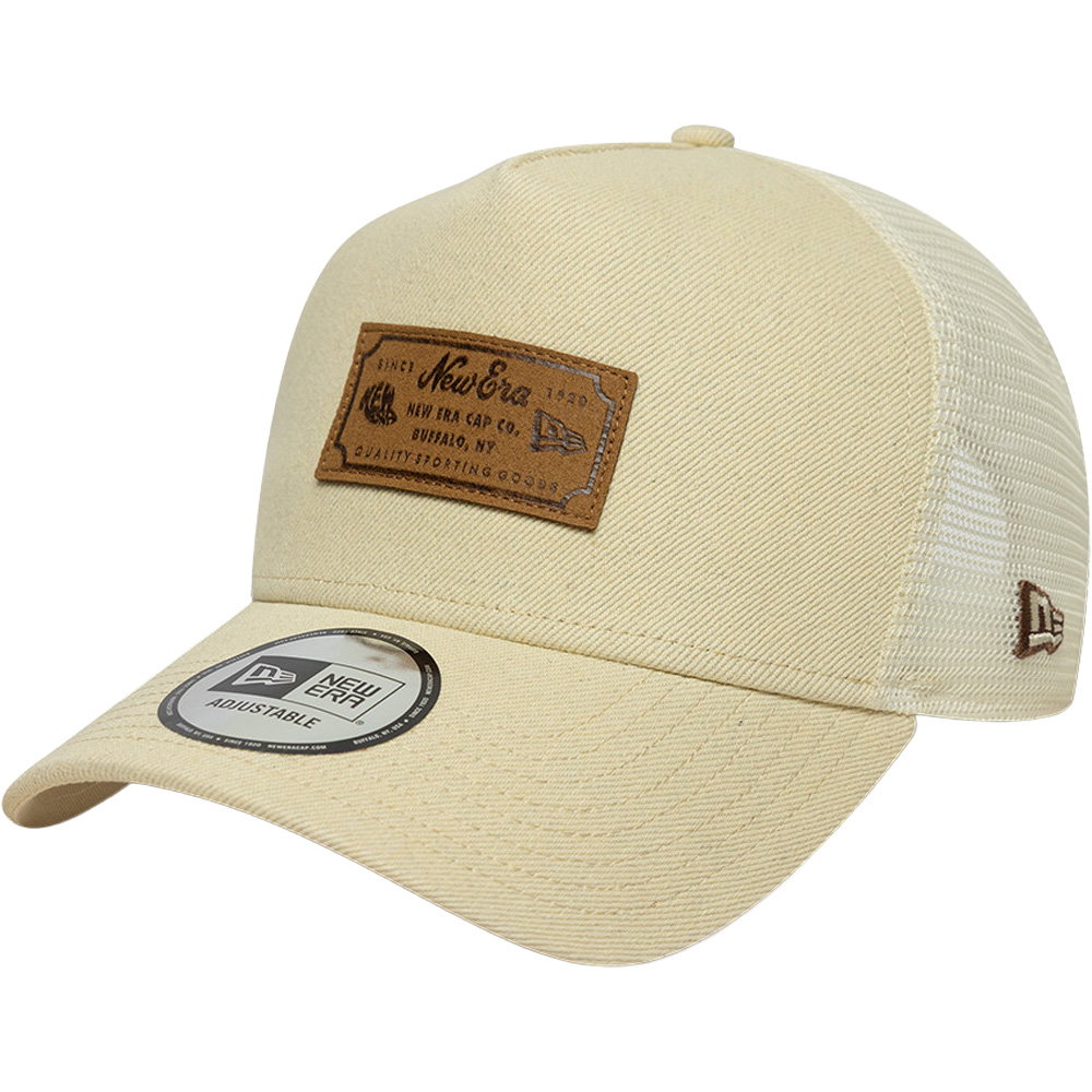 New Era - New Era Leder Patch 9FORTY A-Frame Trucker Cap hellbeige